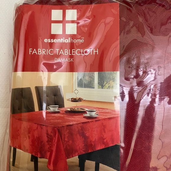 Essential Home Fabric Damask Tablecloth RED NWT - Picture 2 of 6